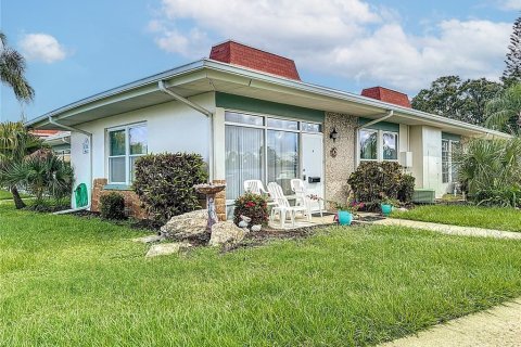 Купить кондоминиум в Холидэй, Флорида 3 комнаты, 76.64м2, № 1824706 - фото 3