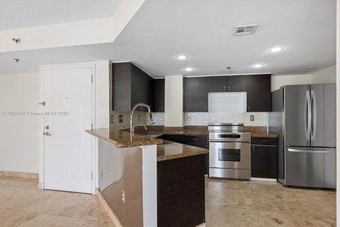 Copropriété à vendre à Miami, Floride: 2 chambres, 95.22 m2 № 1950174 - photo 17