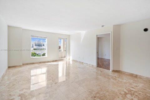 Copropriété à vendre à Miami, Floride: 2 chambres, 95.22 m2 № 1950174 - photo 3