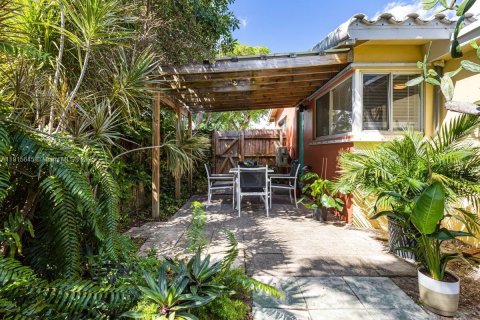 Villa ou maison à louer à Fort Lauderdale, Floride: 1 chambre, 27.87 m2 № 1768300 - photo 19