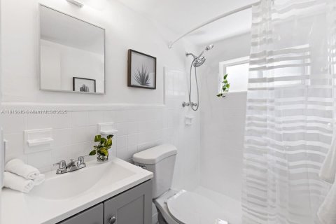 Villa ou maison à louer à Fort Lauderdale, Floride: 1 chambre, 27.87 m2 № 1768300 - photo 10