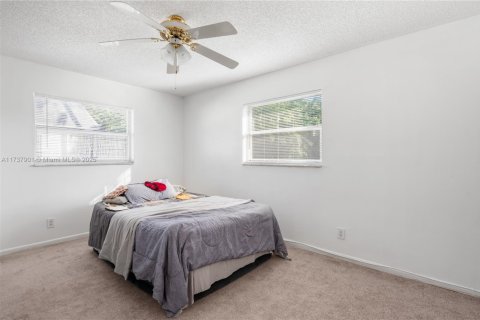 Condominio en venta en Pompano Beach, Florida, 2 dormitorios, 82.68 m2 № 1935874 - foto 10