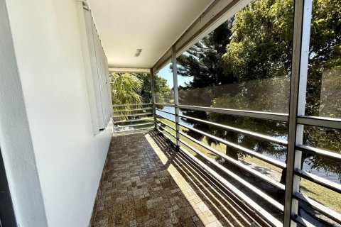 Condo in West Palm Beach, Florida, 2 bedrooms  № 2242321 - photo 28