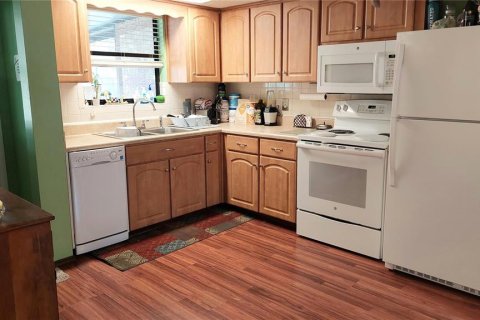 Casa en alquiler en New Port Richey, Florida, 3 dormitorios, 104.05 m2 № 1529422 - foto 10