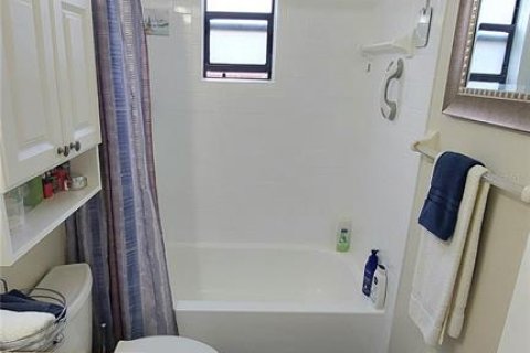 Casa en alquiler en New Port Richey, Florida, 3 dormitorios, 104.05 m2 № 1529422 - foto 18