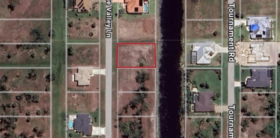 Terreno en Rotonda, Florida № 1554926