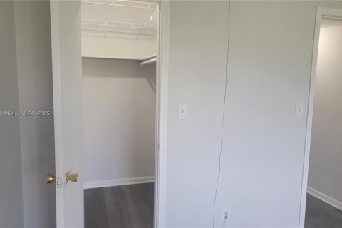 Condominio en alquiler en Davie, Florida, 1 dormitorio, 62.24 m2 № 1893200 - foto 6