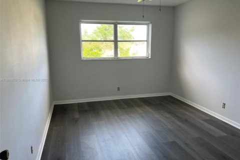 Condominio en alquiler en Davie, Florida, 1 dormitorio, 62.24 m2 № 1893200 - foto 8