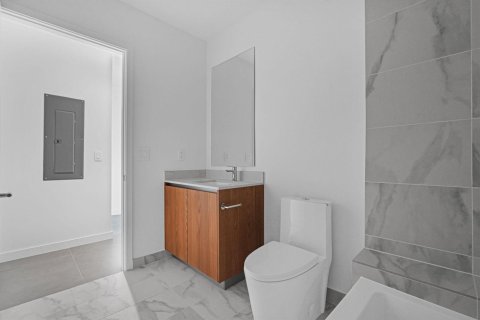 Copropriété à vendre à Miami, Floride: 2 chambres, 123.19 m2 № 2435486 - photo 22