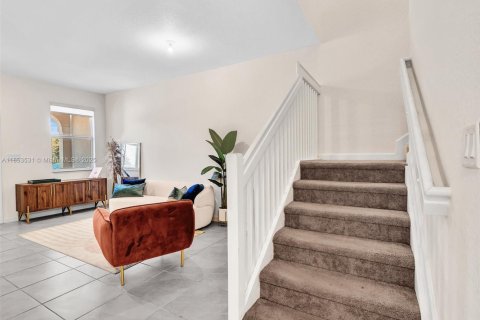 Townhouse in Miami, Florida 3 bedrooms, 157.47 sq.m. № 1892029 - photo 22