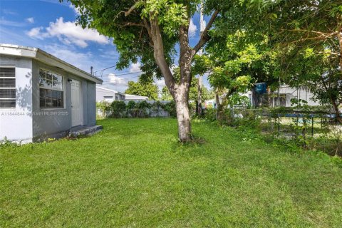 Casa en venta en Hollywood, Florida, 3 dormitorios, 112.6 m2 № 1846104 - foto 27