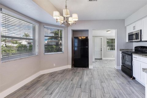 Casa en venta en Hollywood, Florida, 3 dormitorios, 112.6 m2 № 1846104 - foto 5