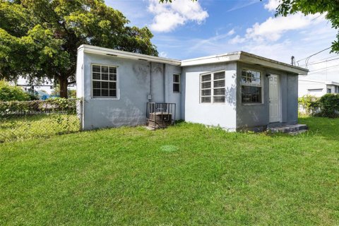 Casa en venta en Hollywood, Florida, 3 dormitorios, 112.6 m2 № 1846104 - foto 28