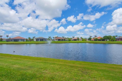 Villa ou maison à vendre à Vero Beach, Floride: 4 chambres, 243.13 m2 № 2249994 - photo 4