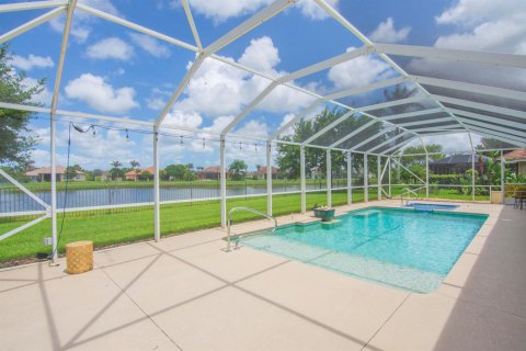Villa ou maison à vendre à Vero Beach, Floride: 4 chambres, 243.13 m2 № 2249994 - photo 12