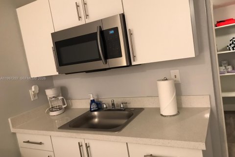 Condo à Hallandale Beach, Floride, 1 chambre № 2081375