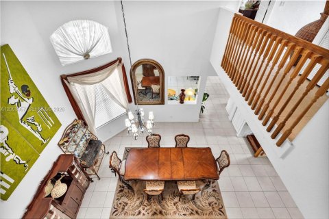 House in Miramar, Florida 4 bedrooms, 267.37 sq.m. № 2069373 - photo 23