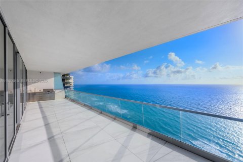 Купить кондоминиум в Санни-Айлс-Бич, Флорида 4 спальни, 302.12м2, № 2056985 - фото 29