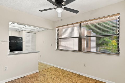 Condominio en venta en Miami, Florida, 3 dormitorios, 104.98 m2 № 2276113 - foto 7