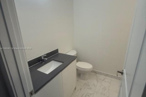 House in Homestead, Florida 3 bedrooms № 1890856 - photo 13
