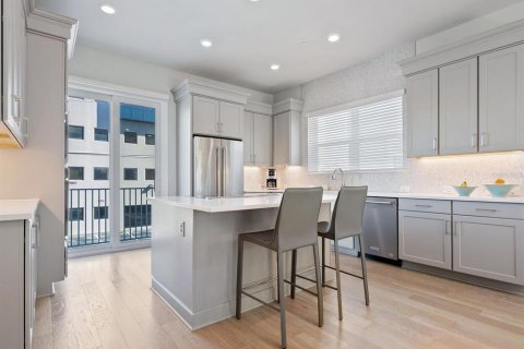 Touwnhouse à vendre à Sarasota, Floride: 3 chambres, 225.1 m2 № 2099723 - photo 13