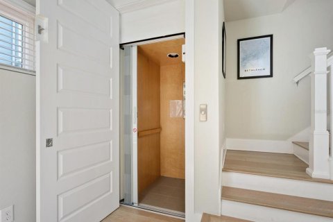 Touwnhouse à vendre à Sarasota, Floride: 3 chambres, 225.1 m2 № 2099723 - photo 6