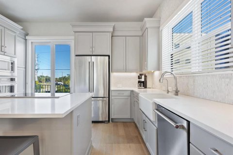 Touwnhouse à vendre à Sarasota, Floride: 3 chambres, 225.1 m2 № 2099723 - photo 15