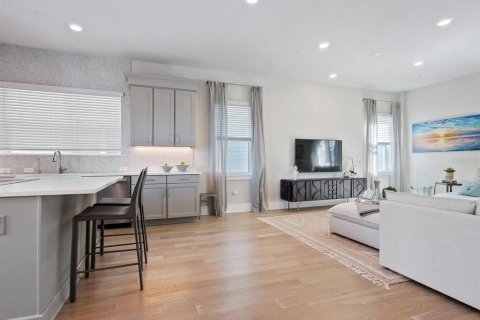 Touwnhouse à vendre à Sarasota, Floride: 3 chambres, 225.1 m2 № 2099723 - photo 12