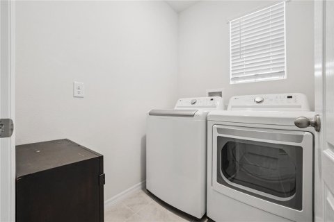 Casa en alquiler en Tavares, Florida, 3 dormitorios, 149.94 m2 № 2209994 - foto 17
