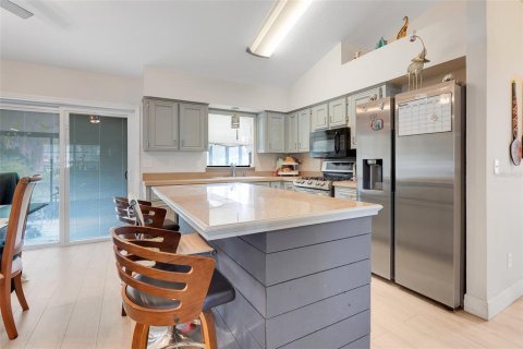 Casa en venta en Mascotte, Florida, 3 dormitorios, 117.06 m2 № 2224387 - foto 10