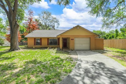 Casa en Mascotte, Florida 3 dormitorios, 117.06 m2 № 2224387