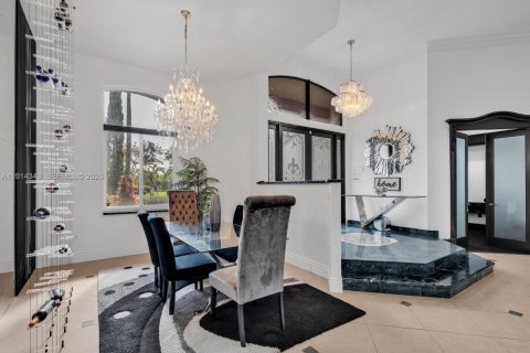 Villa ou maison à vendre à Davie, Floride: 5 chambres, 383.69 m2 № 2082424 - photo 22