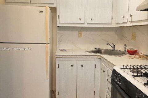 Copropriété à vendre à Miami Gardens, Floride: 1 chambre, 61.32 m2 № 2066450 - photo 4