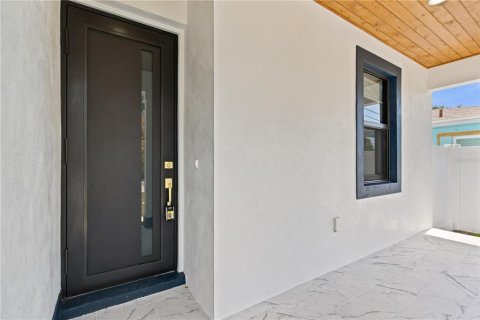 Villa ou maison à vendre à Clearwater, Floride: 3 chambres, 128.48 m2 № 2138676 - photo 5