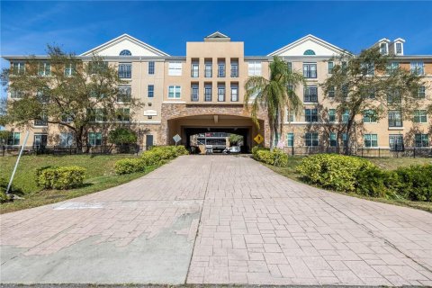 Condominio en Tampa, Florida, 1 dormitorio  № 2106131