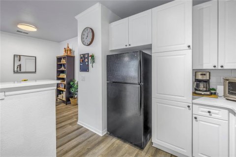 Condo in Tampa, Florida, 1 bedroom № 2106131 - photo 9