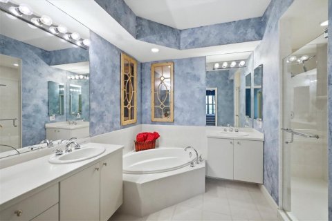 Copropriété à vendre à Sarasota, Floride: 3 chambres, 182.92 m2 № 2400167 - photo 17