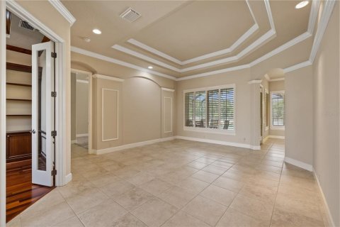 House in Land O' Lakes, Florida 4 bedrooms, 340.3 sq.m. № 2105326 - photo 7