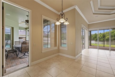 House in Land O' Lakes, Florida 4 bedrooms, 340.3 sq.m. № 2105326 - photo 29