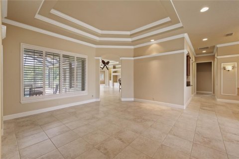 House in Land O' Lakes, Florida 4 bedrooms, 340.3 sq.m. № 2105326 - photo 11