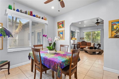 Купить виллу или дом в Хомстед, Флорида 4 спальни, 226.22м2, № 2030409 - фото 10