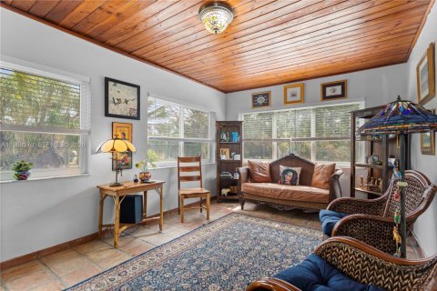 Купить виллу или дом в Хомстед, Флорида 4 спальни, 226.22м2, № 2030409 - фото 9