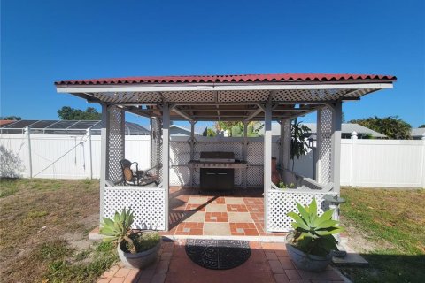 Casa en venta en Bradenton, Florida, 3 dormitorios, 185.06 m2 № 797107 - foto 2