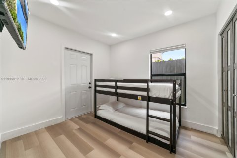 Купить коммерческую недвижимость в Форт-Лодердейл, Флорида 268.12м2, № 1996028 - фото 20