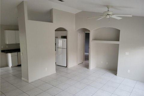 Casa en alquiler en North Port, Florida, 3 dormitorios, 116.59 m2 № 1915803 - foto 3