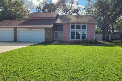 House in Clearwater, Florida 4 bedrooms, 300.72 sq.m. № 1548467 - photo 6