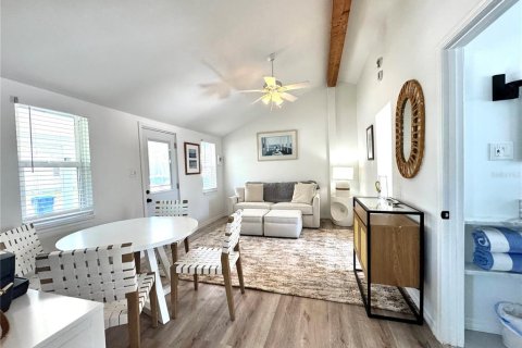 Villa ou maison à louer à Longboat Key, Floride: 1 chambre, 65.03 m2 № 2105096 - photo 10