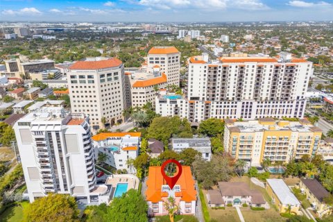 Copropriété à vendre à Coral Gables, Floride: 2 chambres, 88.26 m2 № 2021191 - photo 24