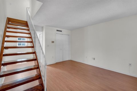 Copropriété à vendre à Coral Gables, Floride: 2 chambres, 88.26 m2 № 2021191 - photo 5