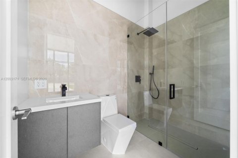 Casa en venta en Homestead, Florida, 4 dormitorios, 246.93 m2 № 2066331 - foto 19